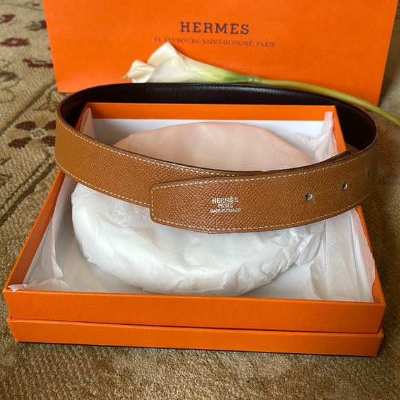 Hermes Accessories - Authentic Hermes 32 MM replacement belt in black/gold. Size 65
